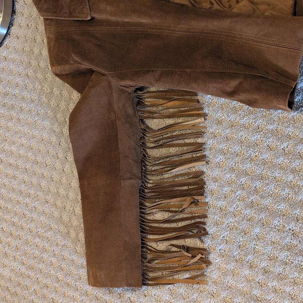 Brown 100% Leather Zip Up Jacket With Fringe Arms. Comint Brown Leather Coat - Picture 3 of 15